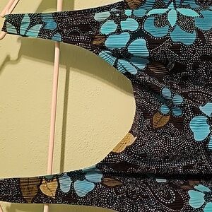 Womens plus size bathing suit. Size 3x. One piece black, blue, teal.